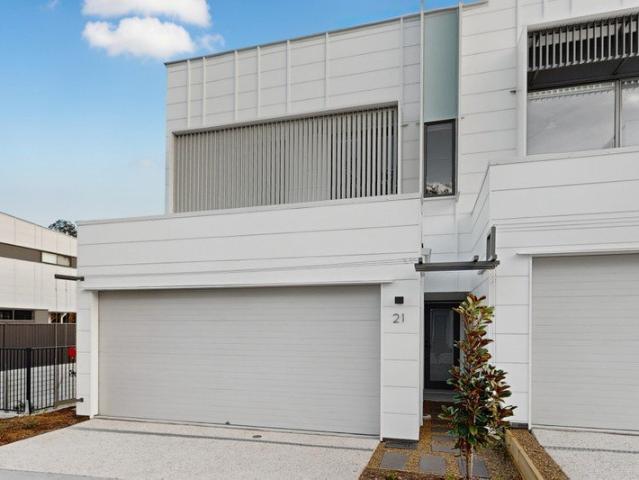 Townhouse for rent in Toombul, Queensland