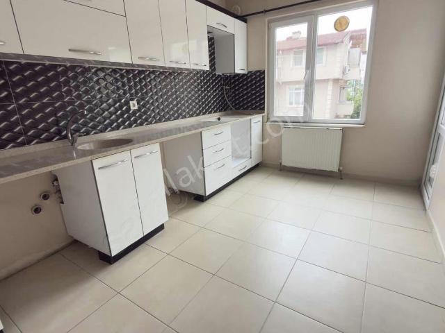 Kartepe, Kocaeli içerisinde kiralık mülk