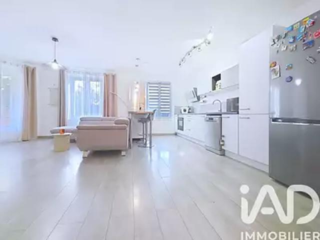 Appartement vente à Torcy, Emerainville