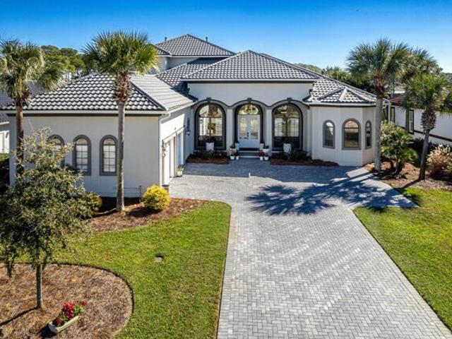 House for sale in Destin House for sale in Destin