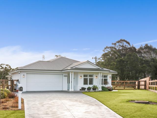 House for sale in Meroo Meadow