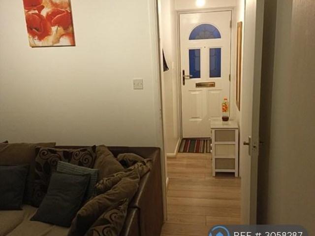 Apartment for rent in West Beckton, Greater London