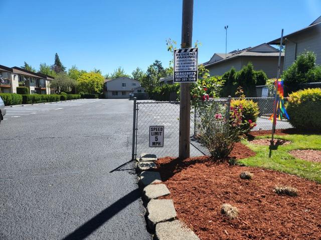 Apartment for rent in Hazelwood, Oregonia