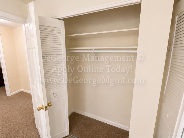 Apartment for rent in Oak Hill, New York