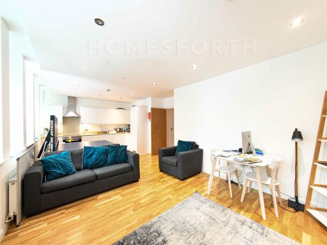 House for rent in London Borough of Croydon, Greater London