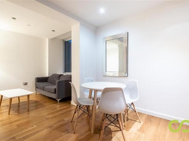 Apartment for rent in London Borough of Croydon, Greater London