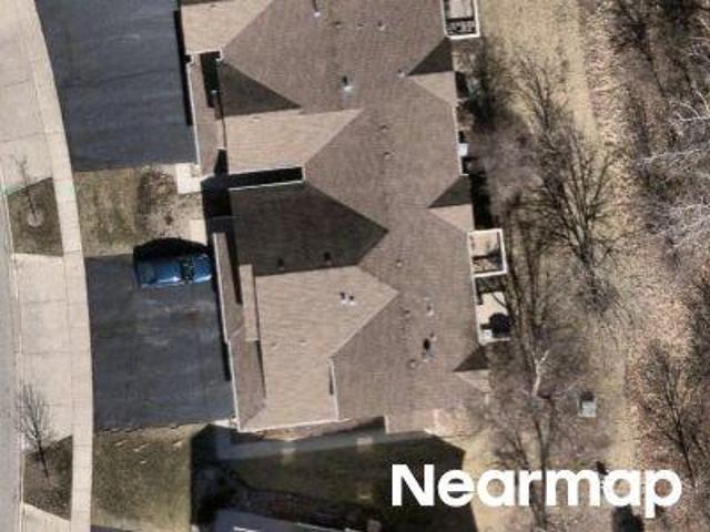 Condo for sale in Algonquin, Illinois