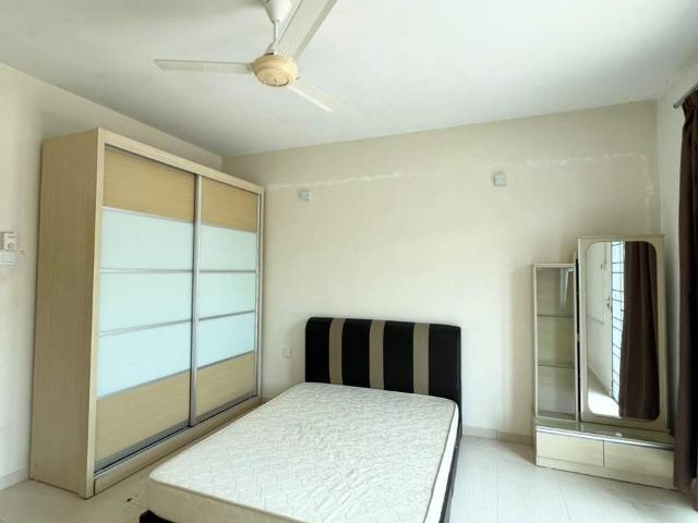 Room for rent in Georgetown, Penang