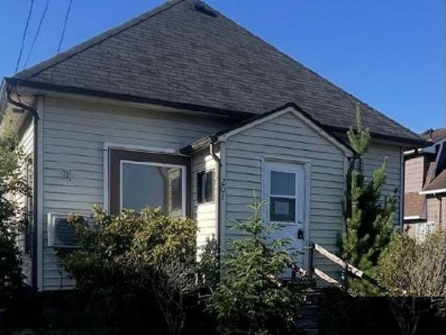 House for sale in Hoquiam, Washington