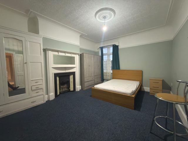 Apartment for rent in Gants Hill, Greater London