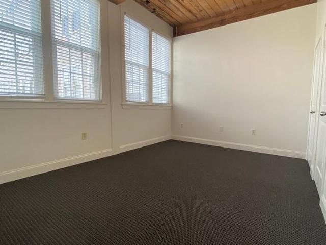 Apartment for rent in Massachusetts