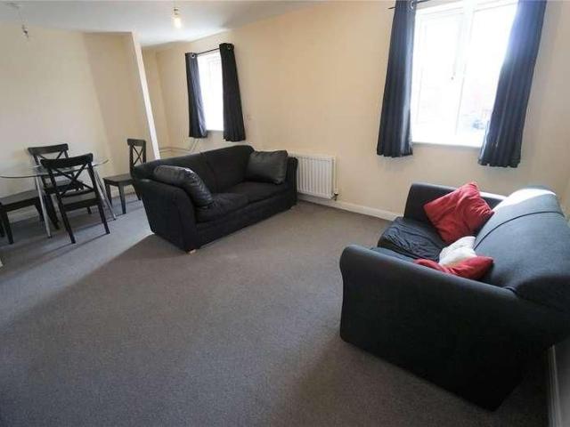 Apartment for rent in Lockleaze, Bristol
