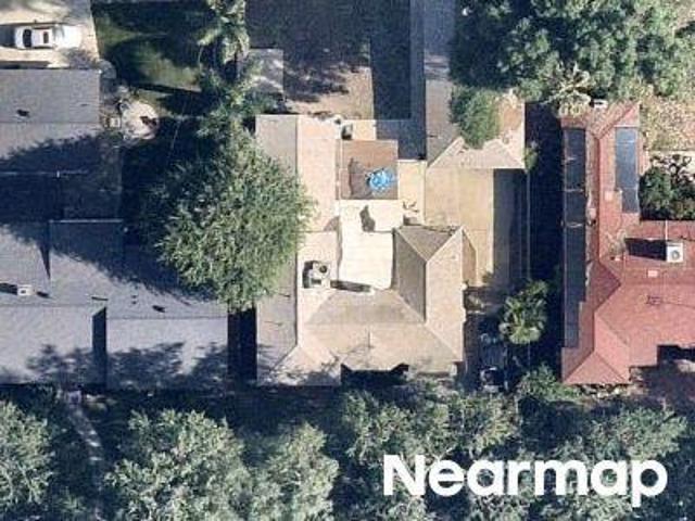 House for sale in Magnolia Center, Riverside