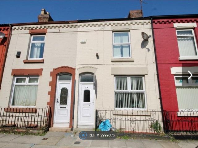 House for rent in Calderstones