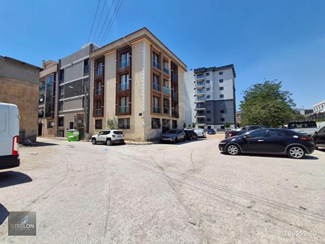 Karşiyaka, İzmir içerisinde satılık mülk