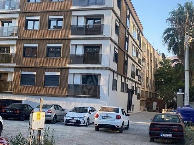 Karşiyaka, İzmir içerisinde satılık mülk