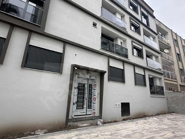 Şemikler Mahallesi, Karşıyaka içerisinde satılık mülk
