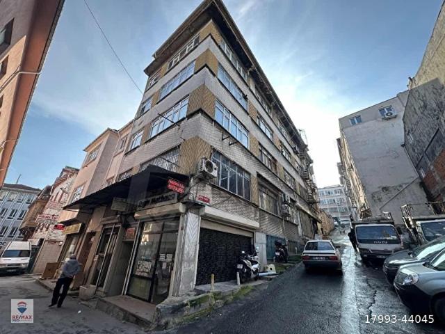 İstanbul Merkez, İstanbul içerisinde satılık Bina