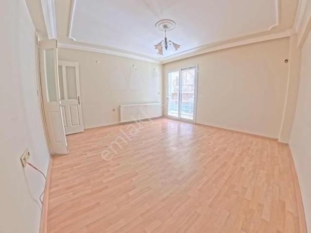 Karşiyaka, İzmir içerisinde kiralık mülk