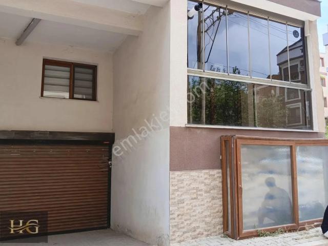 Karşiyaka, İzmir içerisinde kiralık mülk