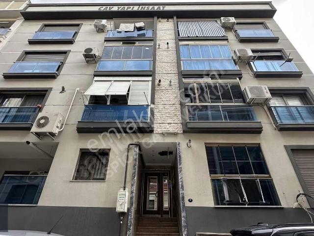 Karşiyaka, İzmir içerisinde kiralık mülk