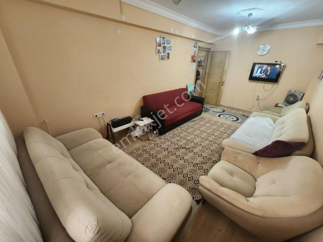 Karşiyaka, İzmir içerisinde satılık mülk