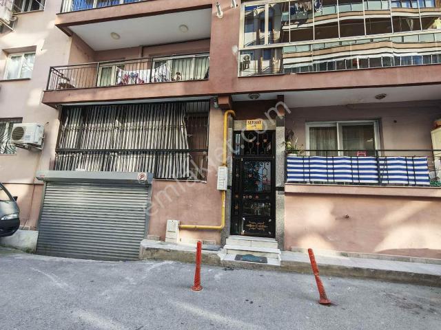 Karşiyaka, İzmir içerisinde satılık mülk