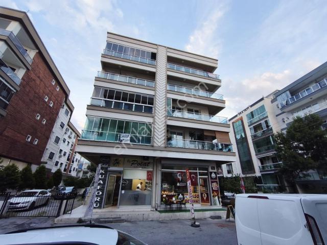Karşiyaka, İzmir içerisinde satılık mülk