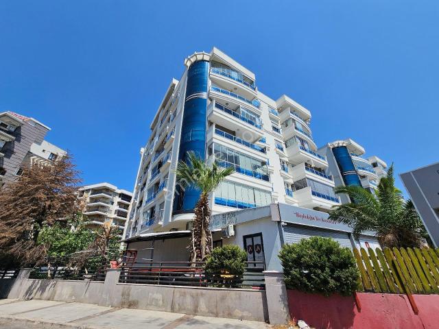 Karşiyaka, İzmir içerisinde satılık mülk
