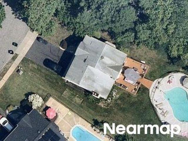 House for sale in Cliffwood, New Jersey