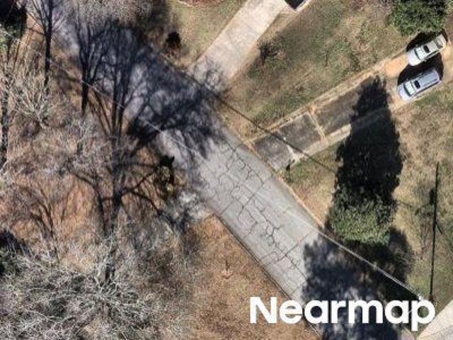 House for sale in Lilburn, Georgia