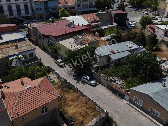 Niğde içerisinde satılık Villa