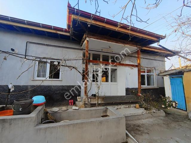 Kadinhani, Konya içerisinde satılık Villa