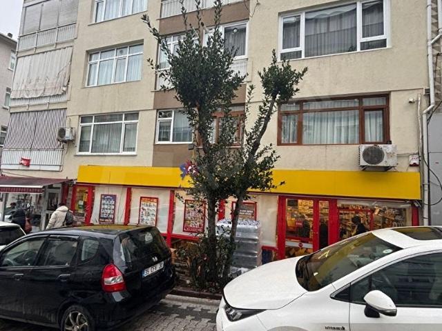 Üsküdar, İstanbul içerisinde satılık Dükkan