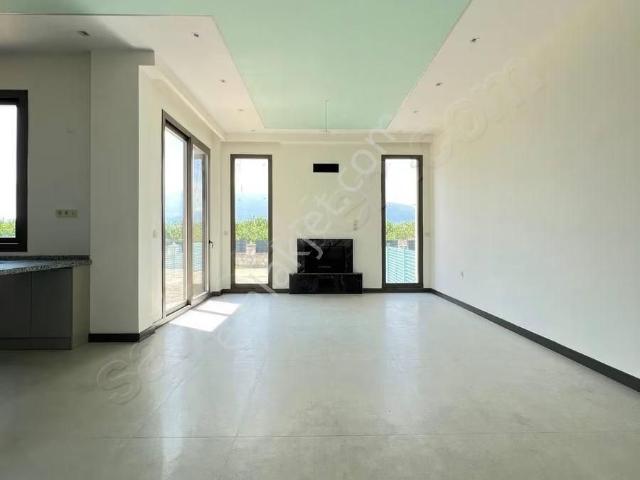 Manisa içerisinde satılık Villa