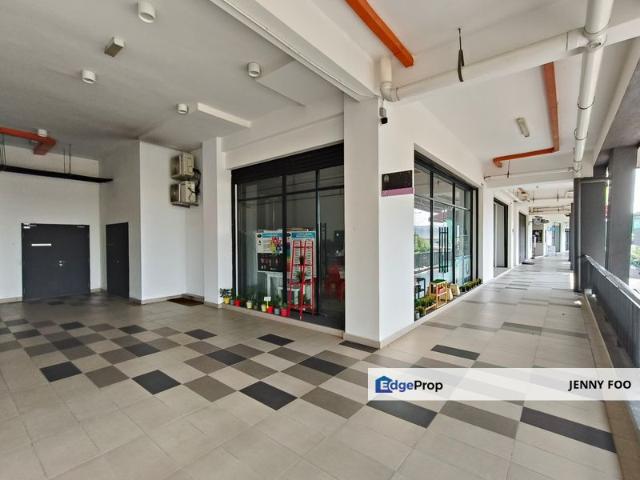 Shop for rent in Petaling, Alam Impian