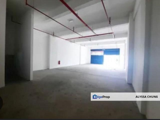 Shop for sale in Petaling, Alam Impian