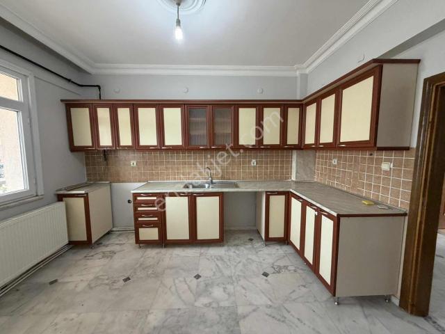 Örnek Mahallesi, Kars Merkez içerisinde kiralık mülk
