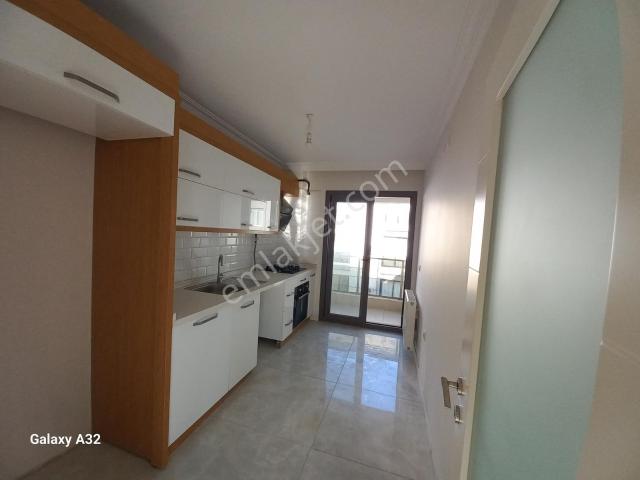 Buca, İzmir içerisinde kiralık mülk