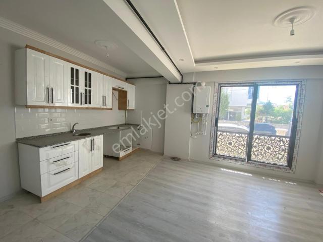 50.Yıl Mahallesi, Yunusemre içerisinde kiralık mülk