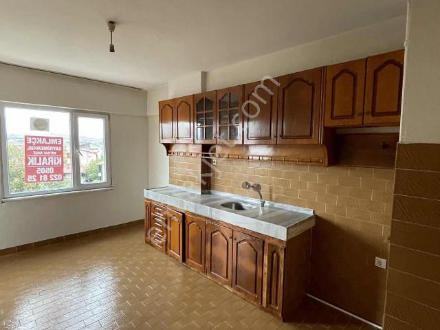 Aşağı Kirazca, Arifiye içerisinde kiralık mülk