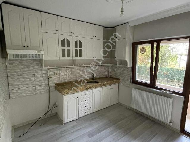 Arifbey Mahallesi, Arifiye içerisinde kiralık mülk