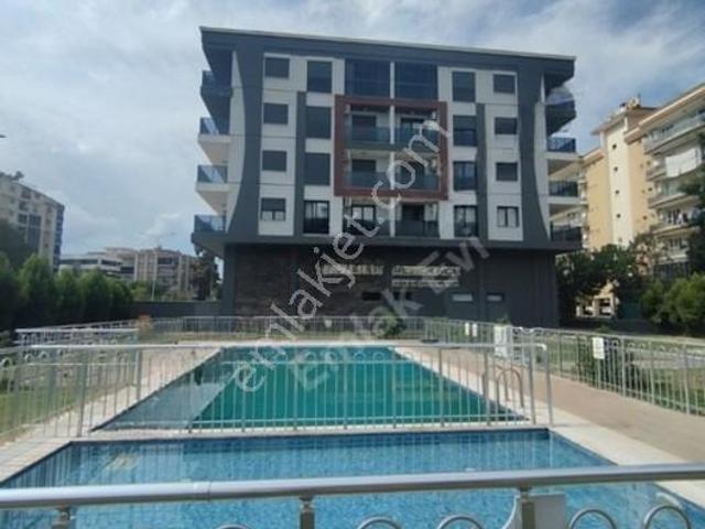 Adnan Menderes Mahallesi, Efeler içerisinde kiralık Residence