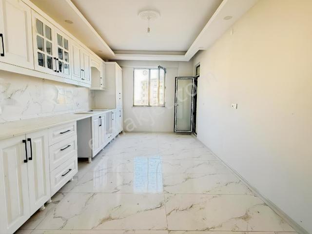 Yenişehir Mahallesi, Kars Merkez içerisinde kiralık mülk
