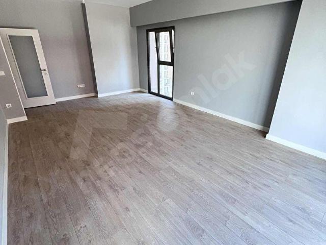 Kadiköy, İstanbul içerisinde satılık mülk