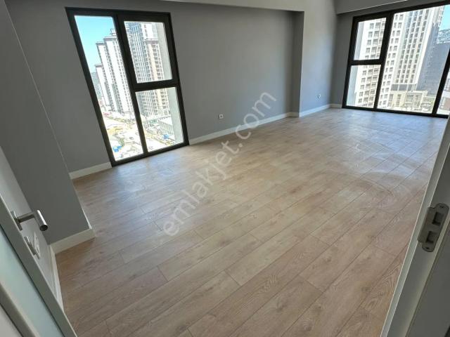 Kadiköy, İstanbul içerisinde kiralık mülk