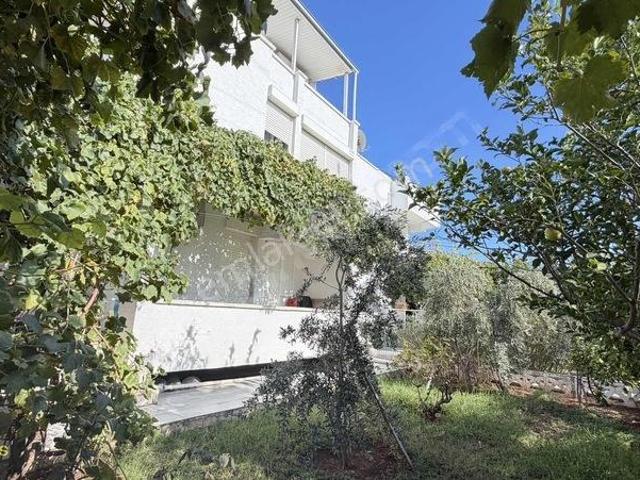 Arkum, Silifke içerisinde satılık Villa
