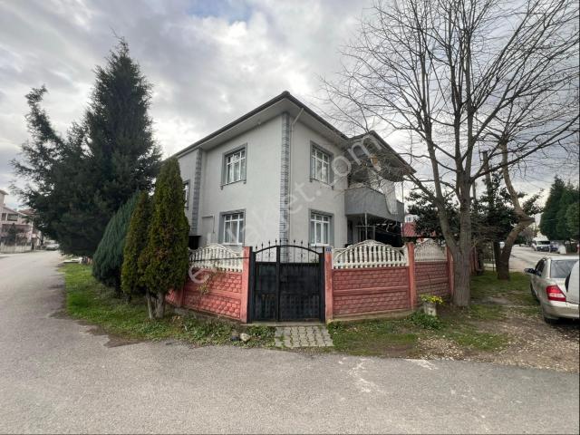 Hendek, Sakarya içerisinde satılık Villa