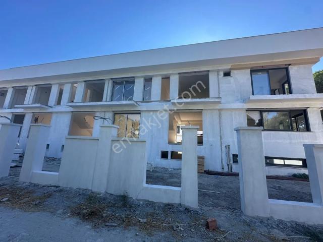 Çeşmealtı, Urla içerisinde satılık mülk