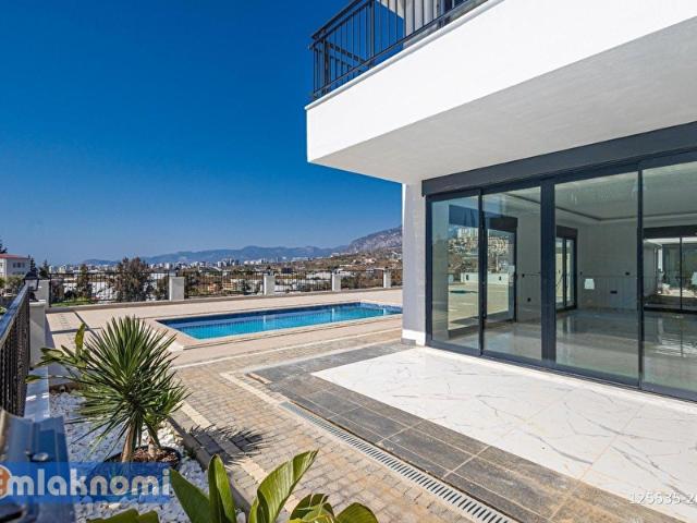Antalya içerisinde satılık Villa